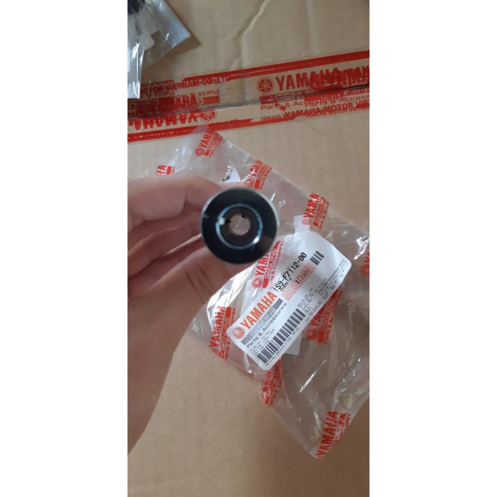 Trục chân chống giữa Exciter Yamaha