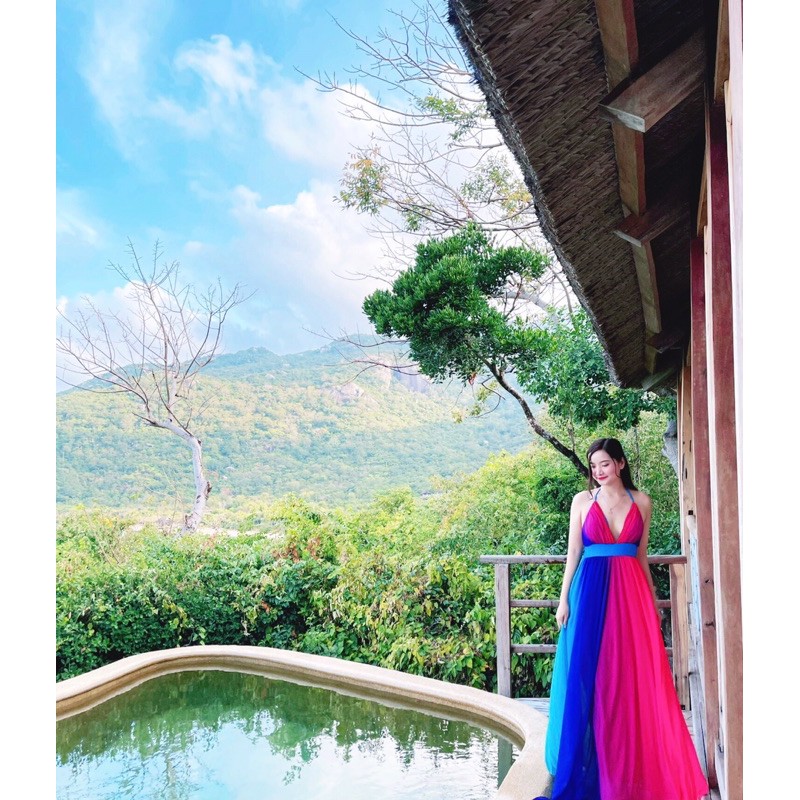 Đầm maxi yếm hai dây màu loang ombre cầu vồng phối nhiều màu đi biển du lịch chụp hình sống ảo