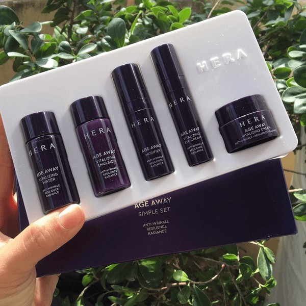 Bộ dưỡng da chống lão hoá Hera mini set Age Away