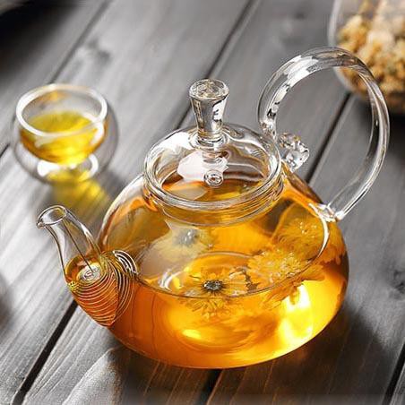 Ấm Trà Thủy Tinh Chịu Nhiệt Puka Bình Trà Có Chặn Đầu Vòi Inox Thiết Kế Quai Vổng Sang Trọng Lãng Mạn Size 600ml A2