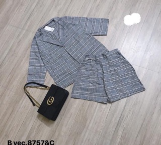 Bộ véc đùi kẻ ghi - C