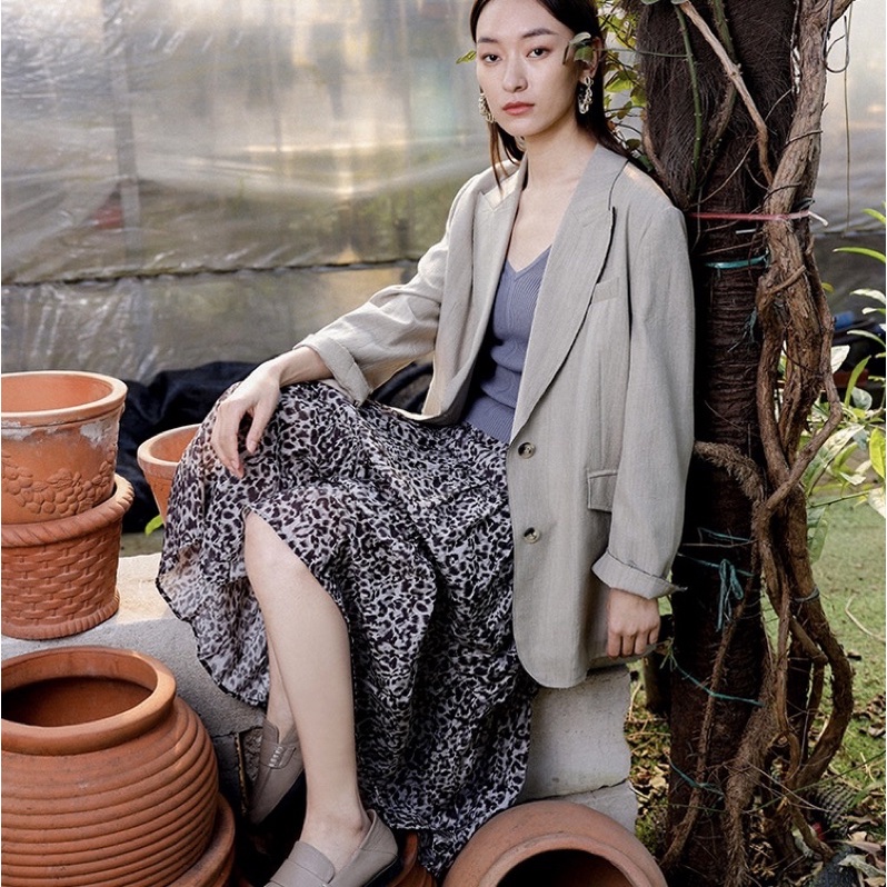 Chân váy dài lưng cao họa tiết da báo dáng xoè QC M01