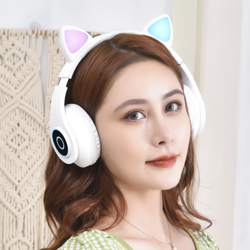 Quạt mini tay cầm tích điện hoặc cắm điện để bàn S P dung lượng pin 2000mAh xoay 3 mức gió giá rẻ