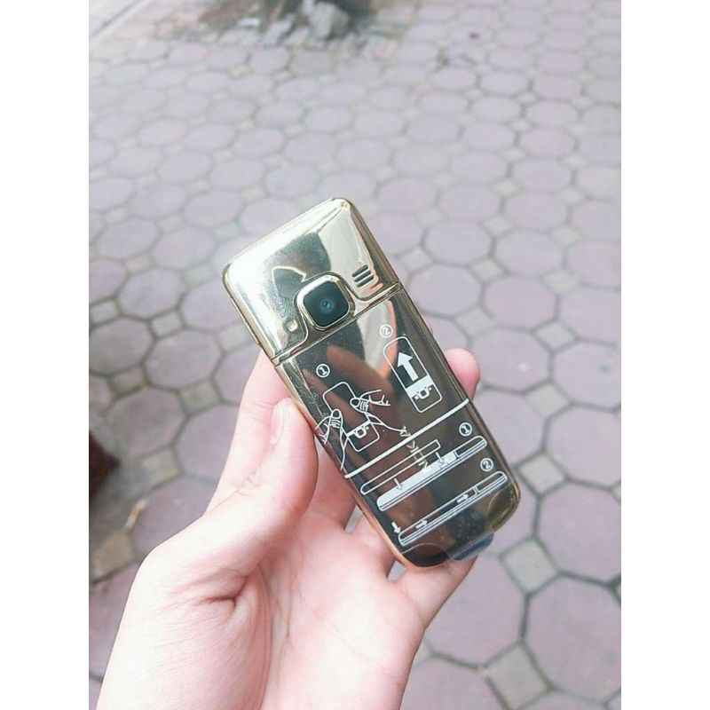 Điện thoại nokia 6700 goll và vàng hồng
