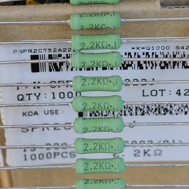 Điện trở KOA 2W 2.2K 2K2 2200 màu xanh