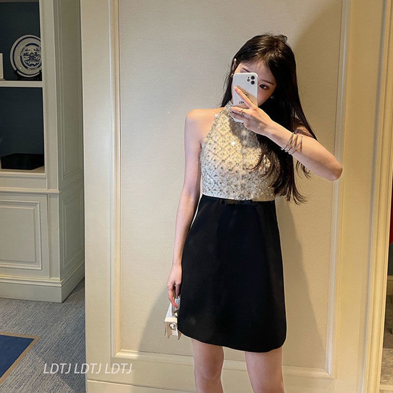 Đầm Dự Tiệc Hai Dây Đính Đá Sang Trọng Dành Cho Nữ
