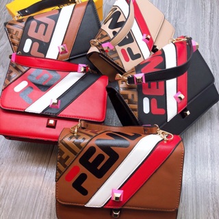Túi fendi size 23cm