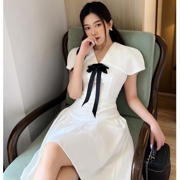 Đầm trắng đính nơ thanh lịch, thiết kế dáng xòe, thích hợp đi làm, dạo phố, dự tiệc - T031