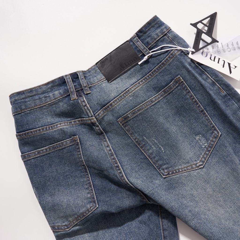 Quần Jean Nam Xanh Rách ATINO Chất Liệu Jean Pha Spandex Form Slim-Fit QJ1.1028