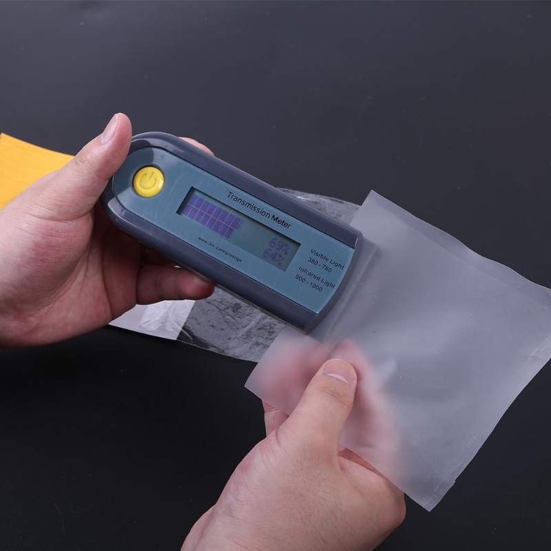 Thiết Bị Đo Ánh Sáng Mặt Trời Cho Xe Hơi