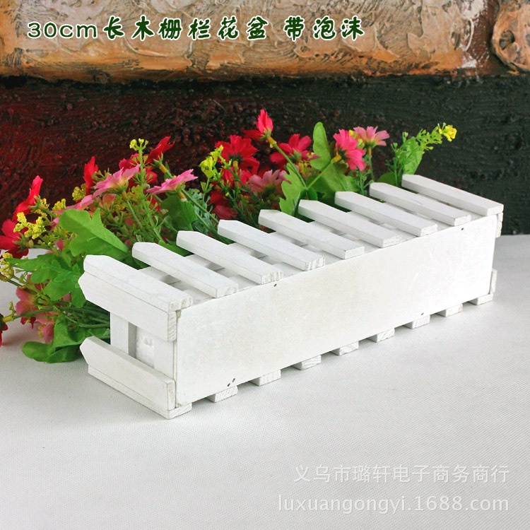 Hàng Rào Gỗ Dài 30cm Kèm Mút Dùng Để Cắm Hoa Trang Trí