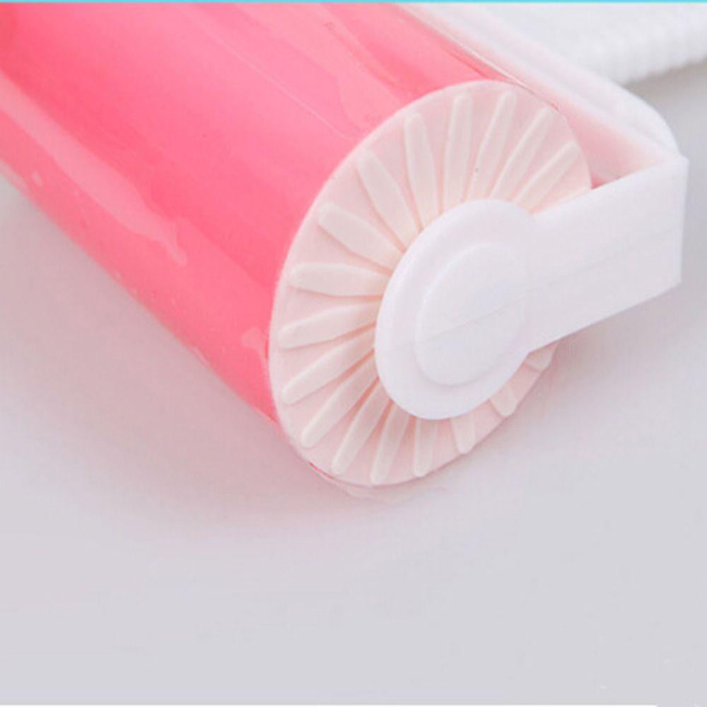 Con Lăn Bằng Silicone Loại Bỏ Lông Thú Cưng Trên Quần Áo Tiện Dụng
