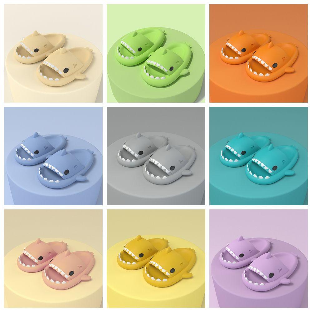 .Dép Xỏ Ngón Đi Biển Đế Dày Mềm Mại Họa Tiết Cá Mập Dễ Thương