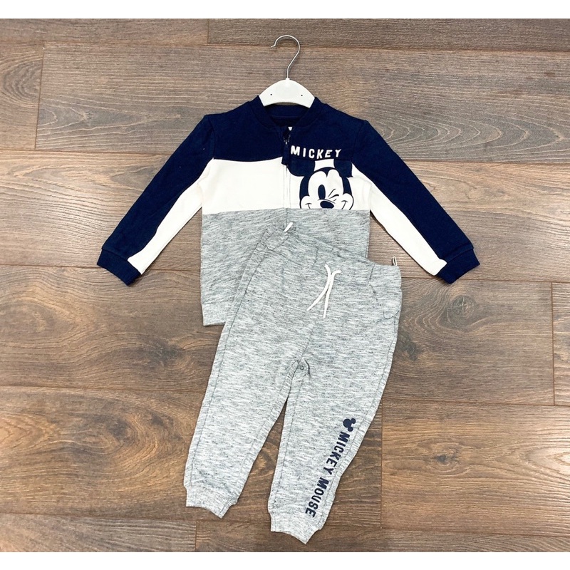 Bộ nỉ khoác Mickey C&A sz 0/6M