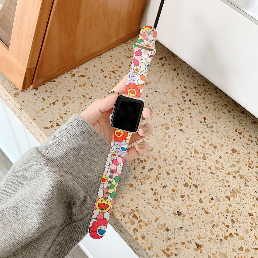 Dây Silicone Họa Tiết Hoa Hướng Dương Cho Đồng Hồ Thông Minh Apple Watch Series Se 6 1 2 3 4 5 38mm 40mm 42mm 44mm Wist T500 Ft50 T5 W26 Q520 Q99