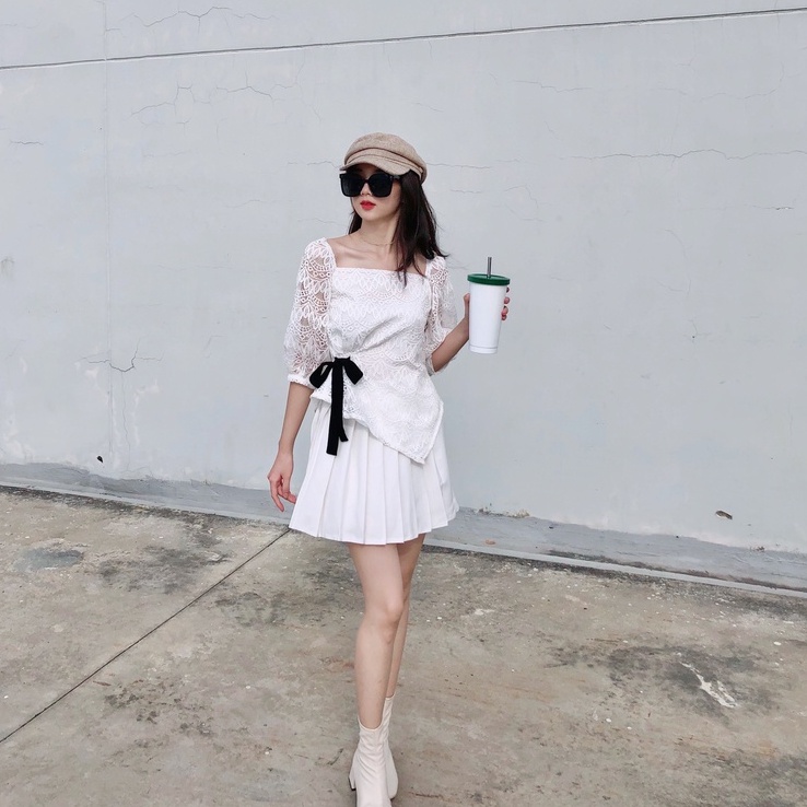 [Mã BMLTA50 giảm 50K đơn 150K] Áo ren trắng Oversized cổ vuông [XL8]