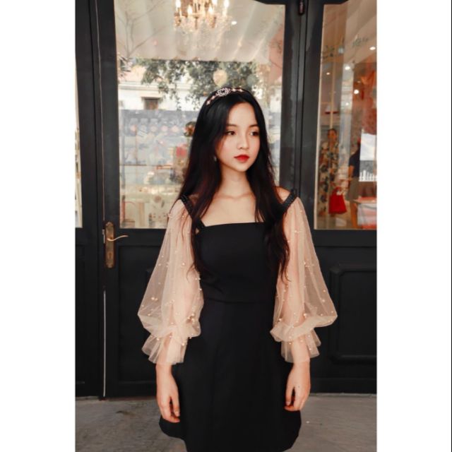 Đầm ăn cưới tay đính hạt