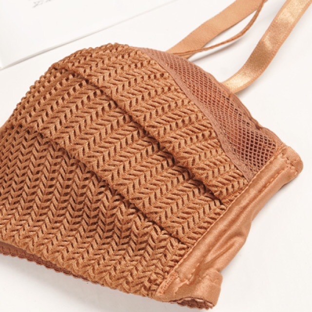 Áo Lót Nâng Ngực, Ren Đan Thông Hơi Không Gọng AL18 | BigBuy360 - bigbuy360.vn