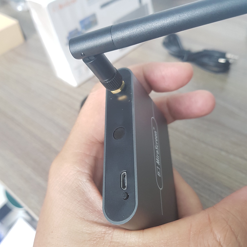 Hdmi không dây cho iP X/ 11/ 12/ 13/ 14 hỗ trợ AirPlay và iOS 16 - Mirasreen X6w Plus - Hồ Phạm