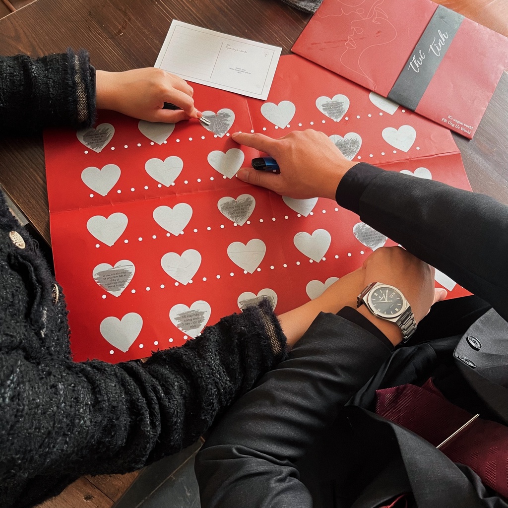 Boardgame Ý tưởng hẹn hò 30 ngày cho cặp đôi Thư Tình - Love Letter, game thử thách hừng hực cho cặp đôi - Ừng Ực World
