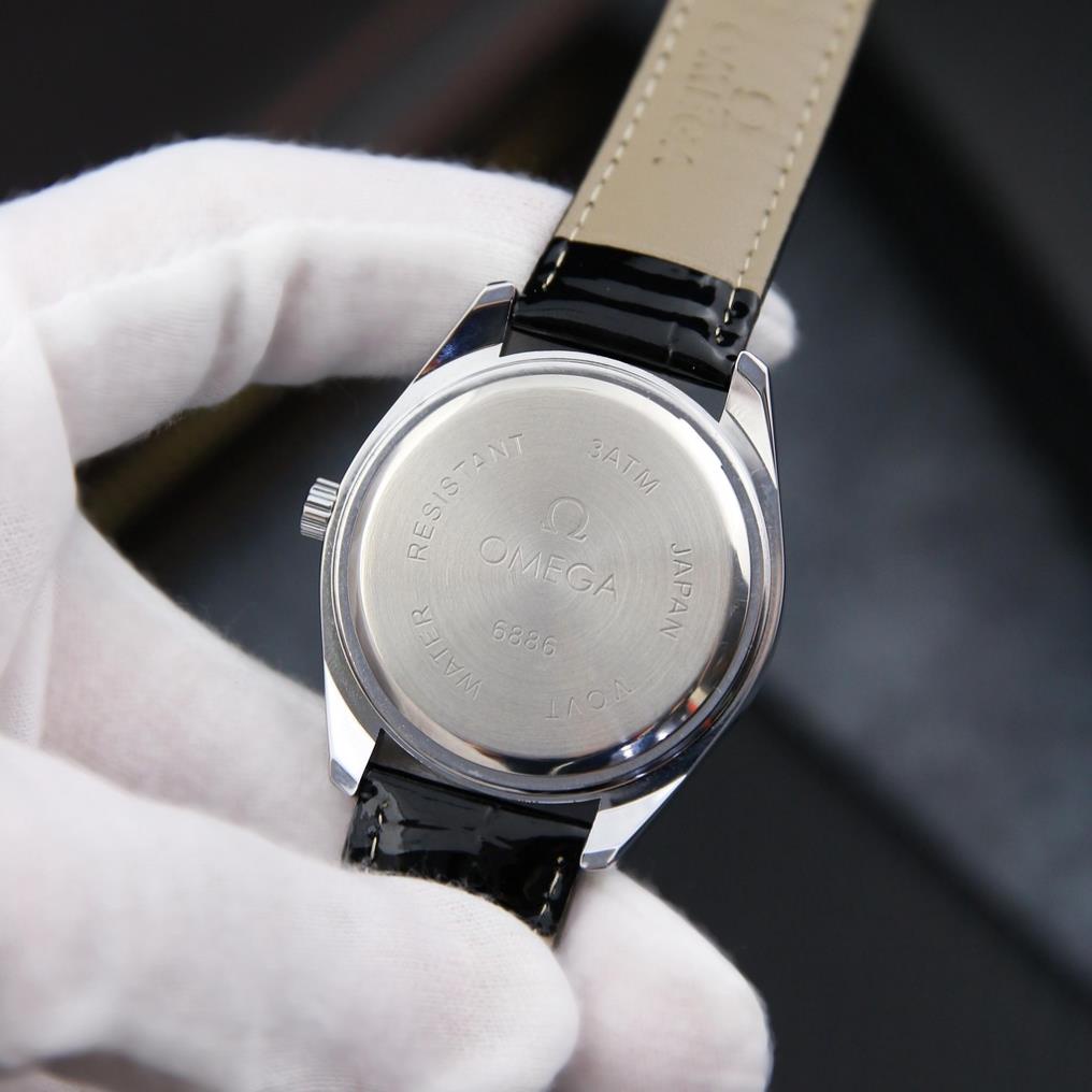 Đồng Hồ Nam OM6886 Kim Trôi - Vỏ Thép Không Gỉ Cao Cấp - Hiển Thị Lịch Ngày - Bảo Hành 12 Tháng