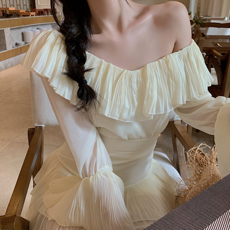 Set váy bèo tầng + áo trễ vai ulzzang