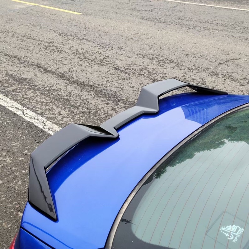 Đuôi gió cao cho xe civic 2022