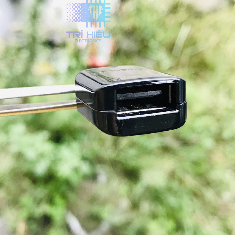 Đầu adapter chuyển USB OTG sang Type-C truyền dữ liệu
