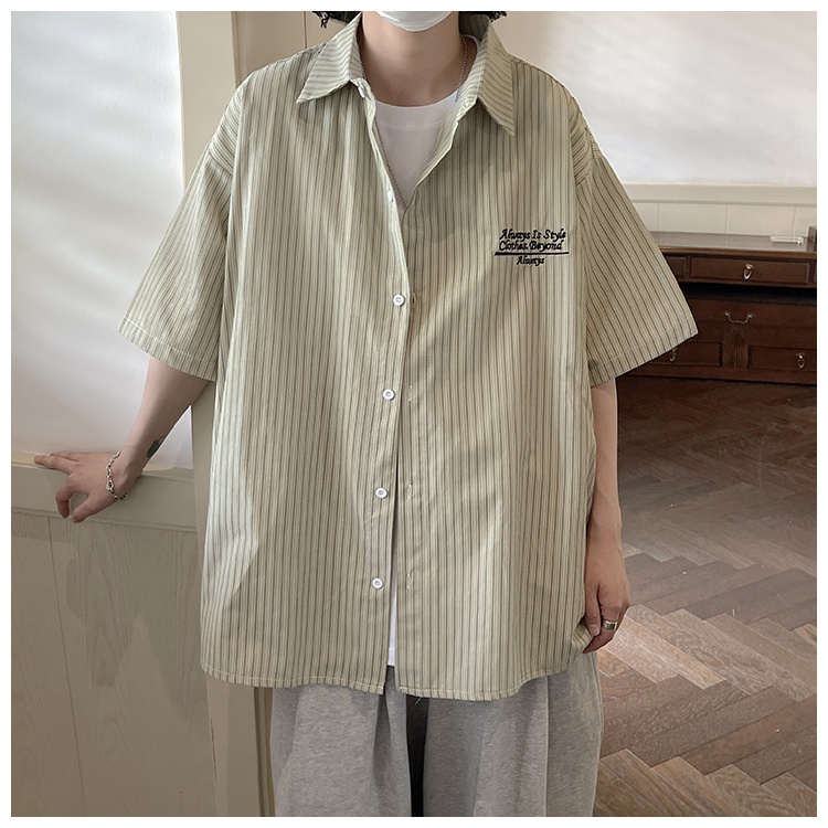 Áo thun form rộng，áo thun tay lỡ，hàn quốc，áo nam，áo thun nam，áo phông nam，áo phông，áo thun tay，áo oversize nam，quần áo nam，Áo Sơ Mi Tay Lửng Họa Tiết Kẻ Sọc Phong Cách Hàn Quốc Dành Cho Nam