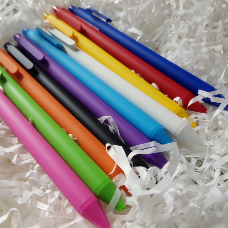 Bút gel Kaco Pure mực đen  vỏ nhiều màu sắc.