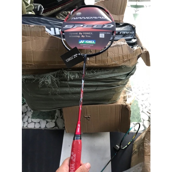 vợt cầu lông khung carbon ( 1 chiếc )