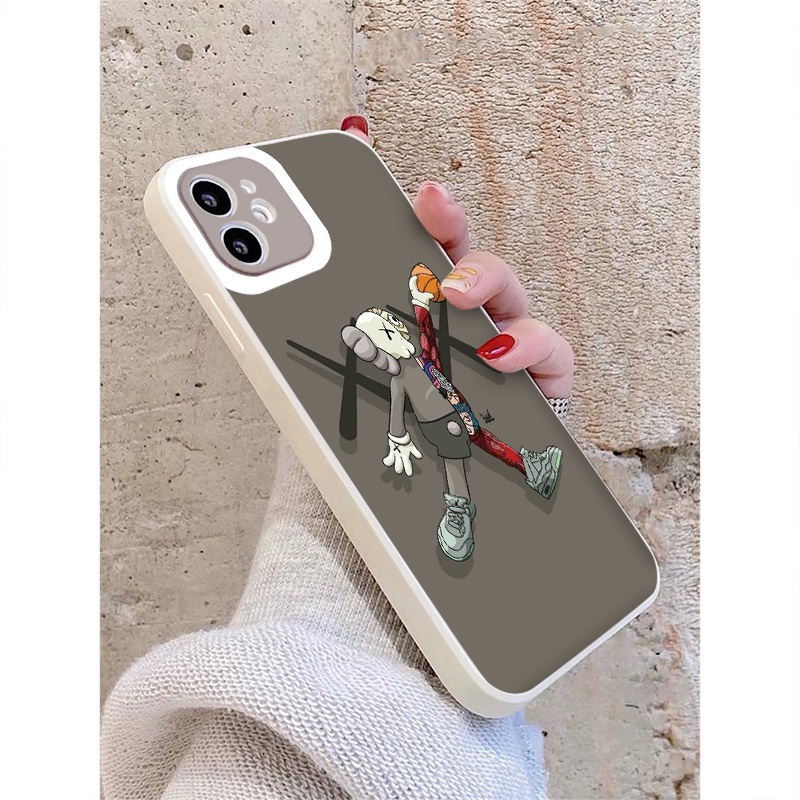 Ốp iphone in hình KAWS Ốp lưng iphone cạnh vuông KAWS BVC 6/6plus/6s/6splus/7/7plus/8/8plus/x/xr/xs/11/12/13/pro/promax