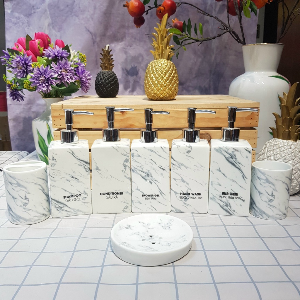 Bộ đồ dùng cho nhà vệ sinh bằng sứ men vân đá Bát tràng (bình xịt vuông cao, cốc đánh răng, khay đựng xà phòng)