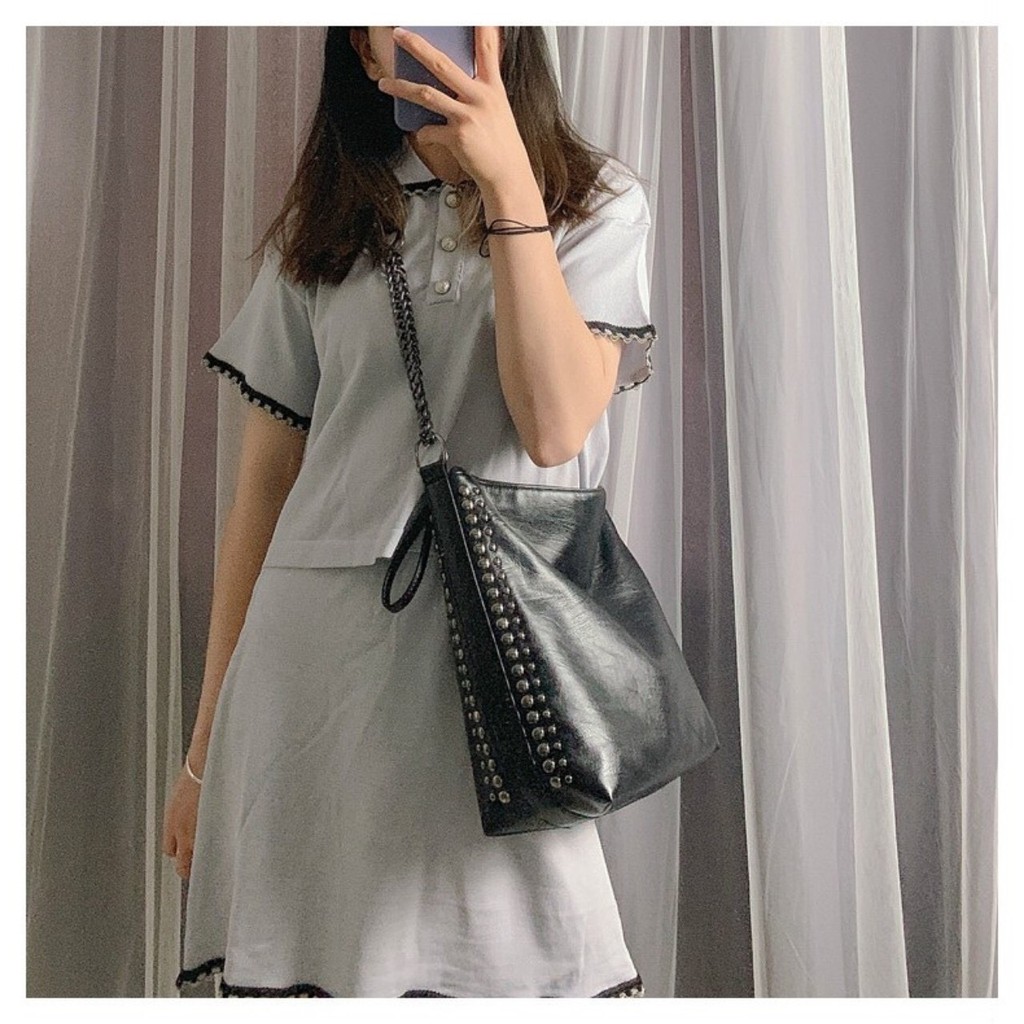 Túi tote da đinh tán đựng đồ siêu xinh phong cách quý phái