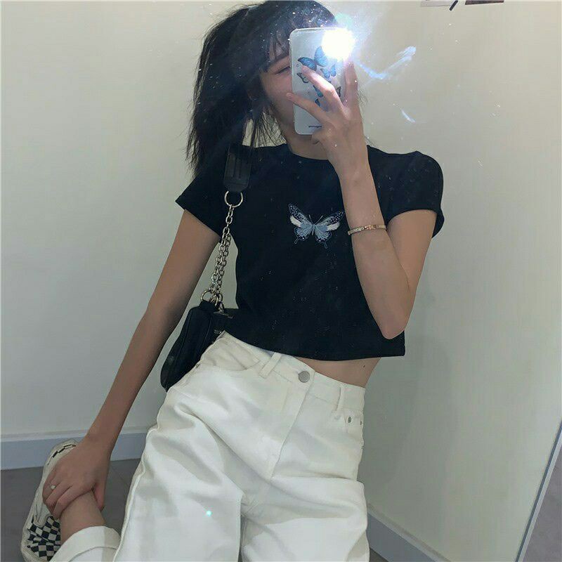 Áo croptop thêu bướm