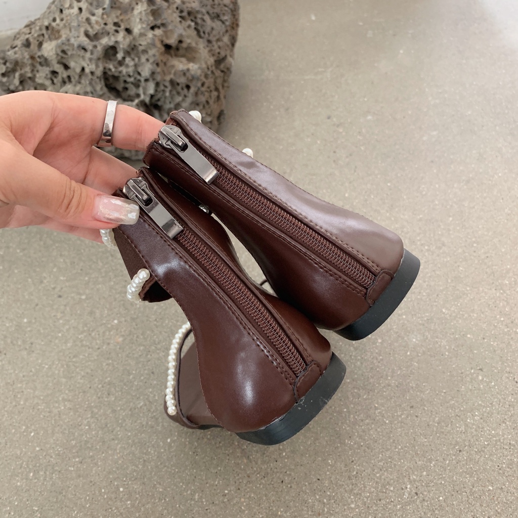 Sandal Hở Ngón Đế Bằng Có Khóa Kéo Sau Đính Ngọc Trai Phong Cách Hàn Quốc 2022