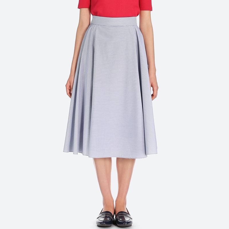 Váy midi Uniqlo phồng nhẹ xếp ly