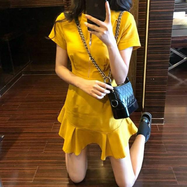 Váy ulzzang vàng siêu sexy(ảnh thật ở cuối)