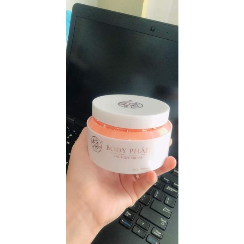 Body Phấn Dưỡng Trắng Mịn Da - Bà Lão