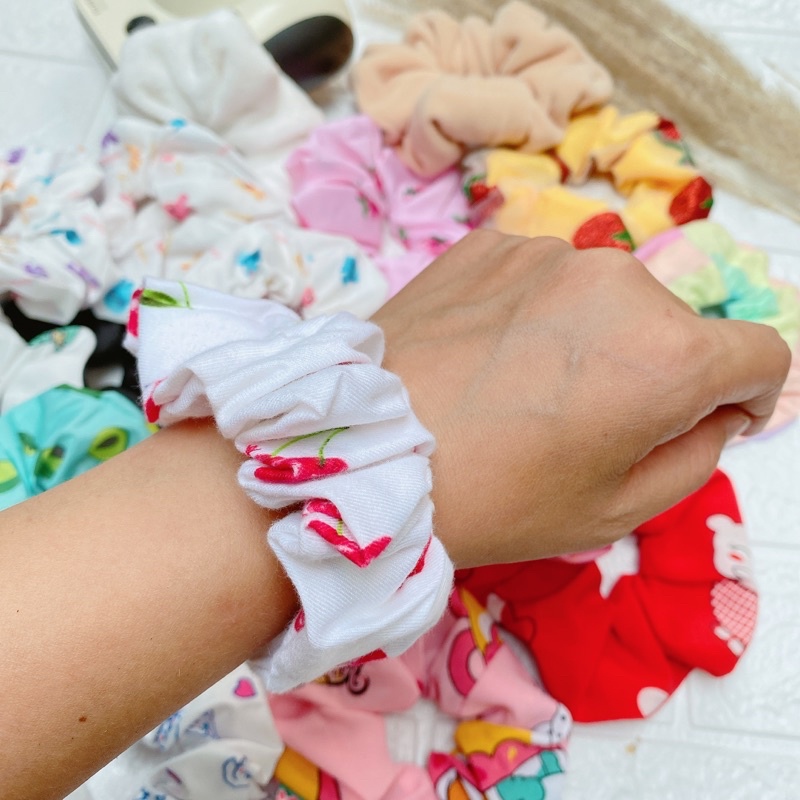 Dây buộc tóc, cột tóc scrunchies dễ thương nhiều hình cute giao màu ngẫu nhiên