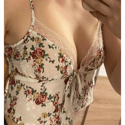 Áo Croptop cotton lụa "họa tiết thêu ren đen xẻ áo"