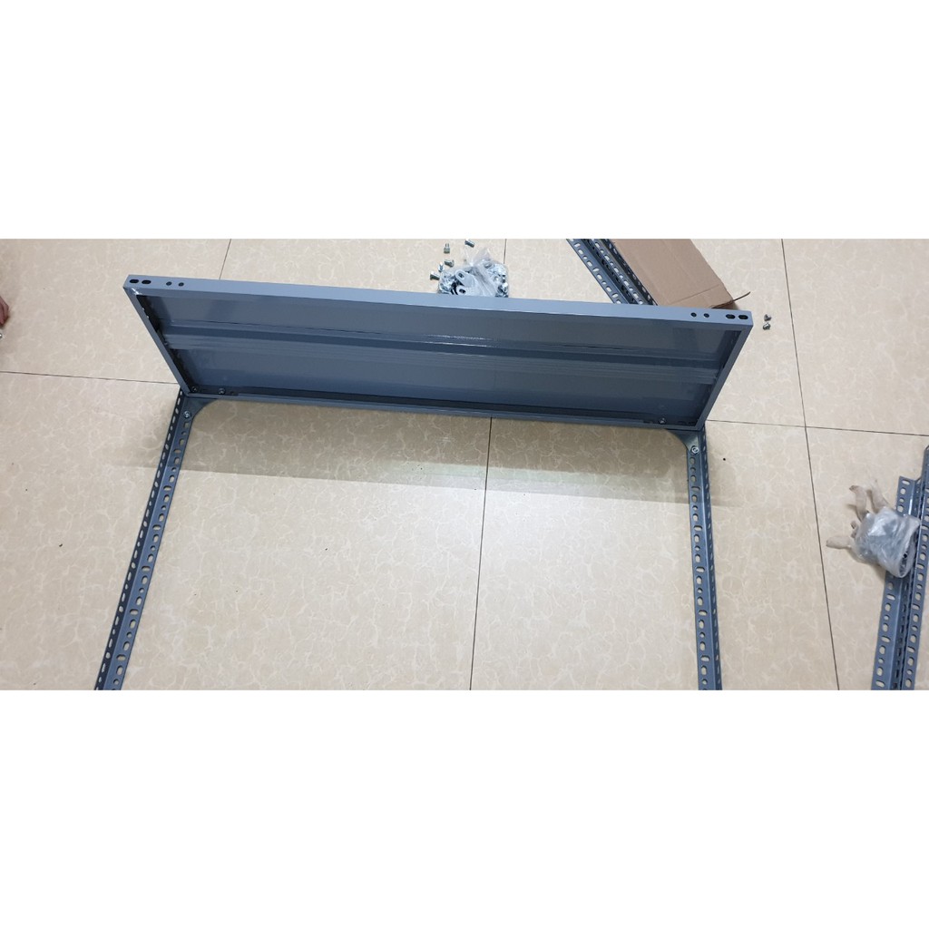 Kệ kho sắt v lỗ  lắp ghép đựng đồ đa năng kích thước : Dài 80cm, Rộng 40cm, Cao 80cm, 100cm gồm 3 tầng