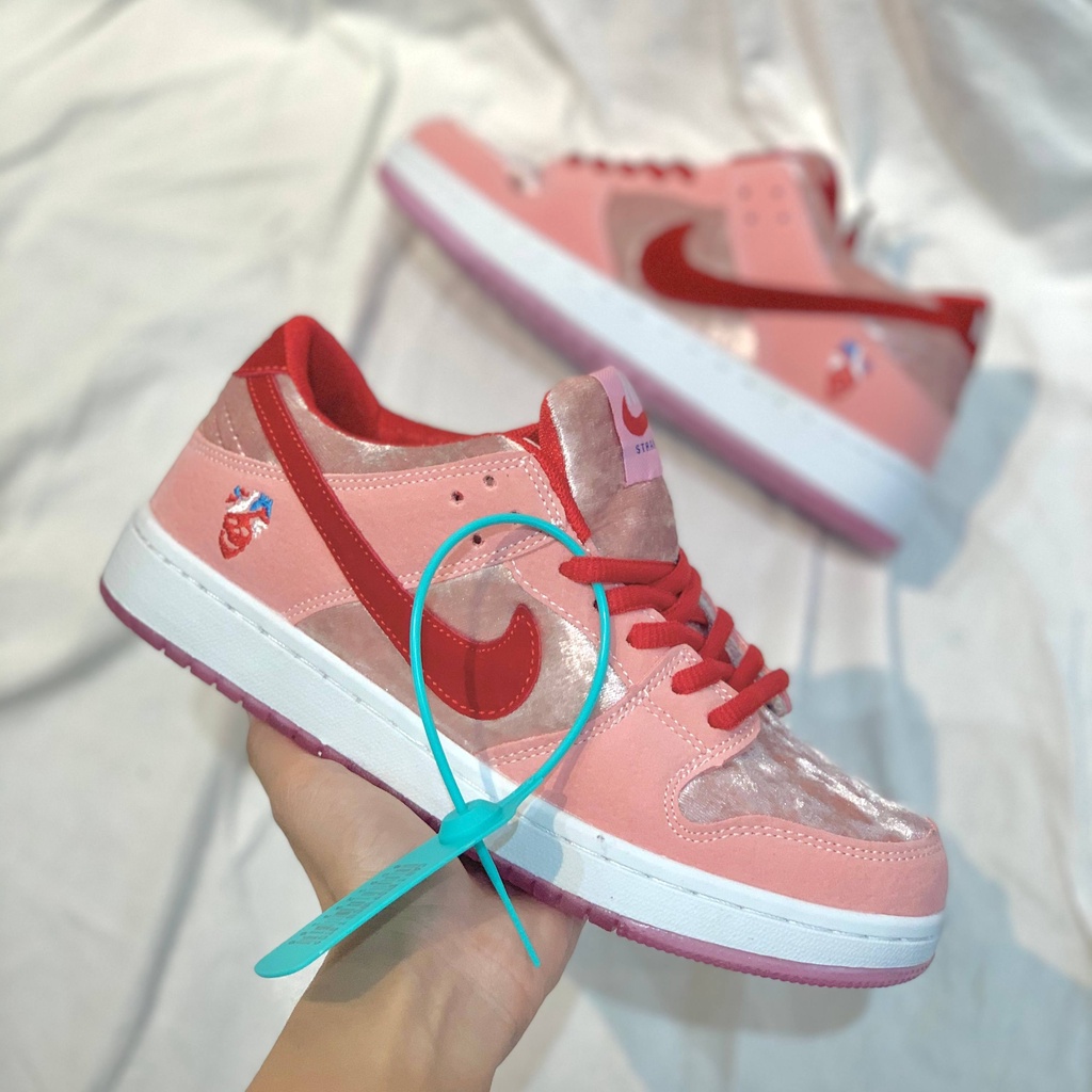 Giày S.B. Strange.love