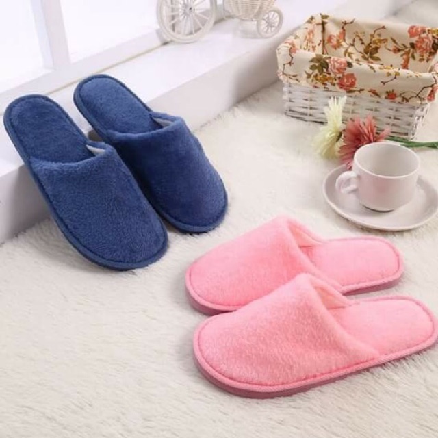 Dép bông đi trong nhà