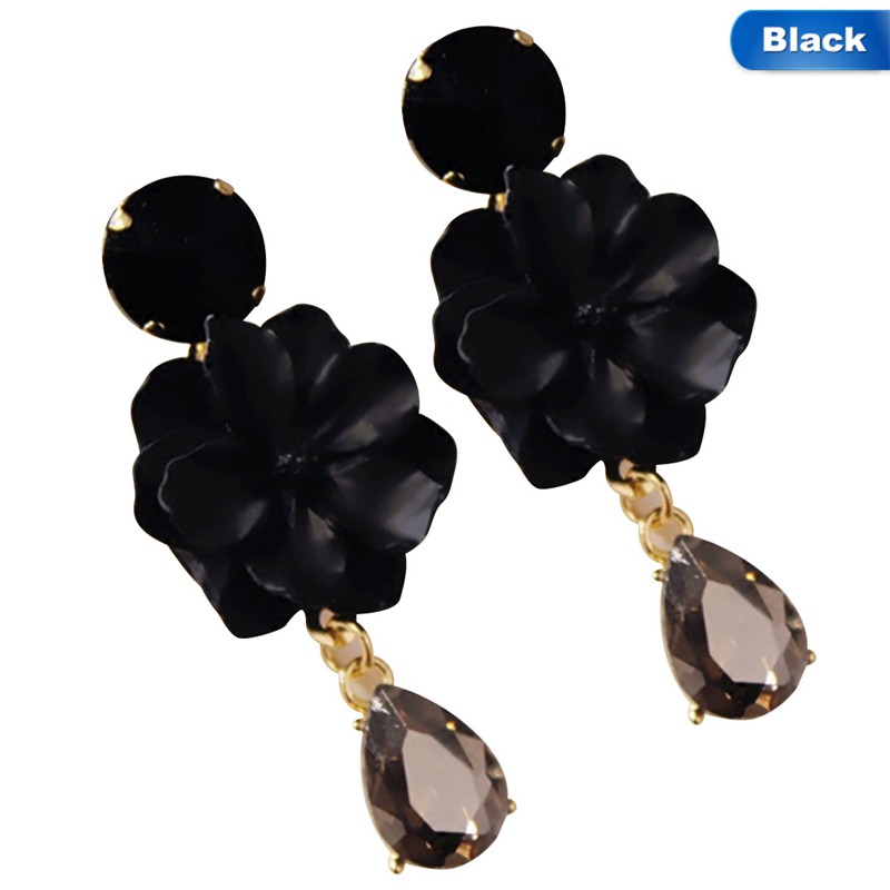 Khuyên tai nữ hình nhẫn đính đá phong cách vintage