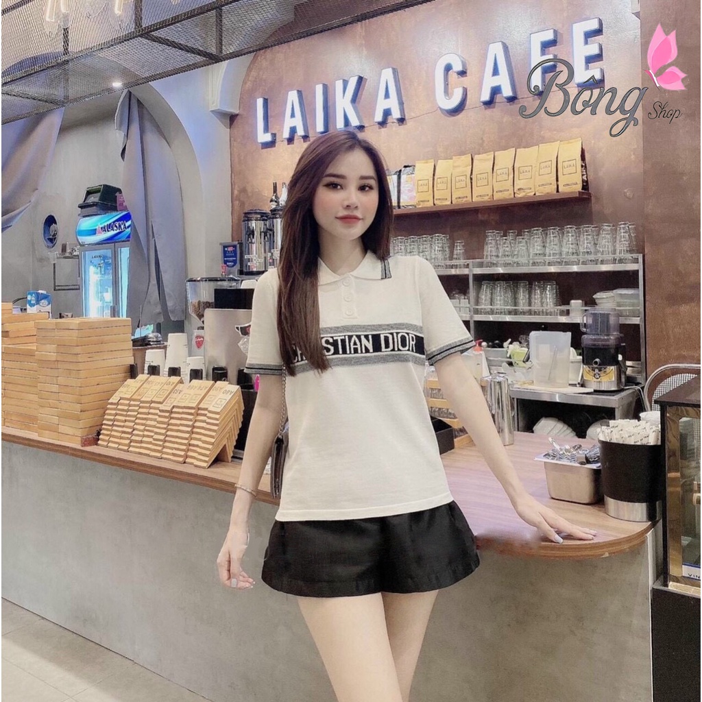 Áo phông có cổ năng động, sang trọng