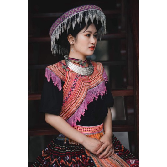 Kiềng bạc hmong - phối cùng trang phục dân tộc hmong , tày, nùng - tráng bạc sáng đẹp xuất sắc