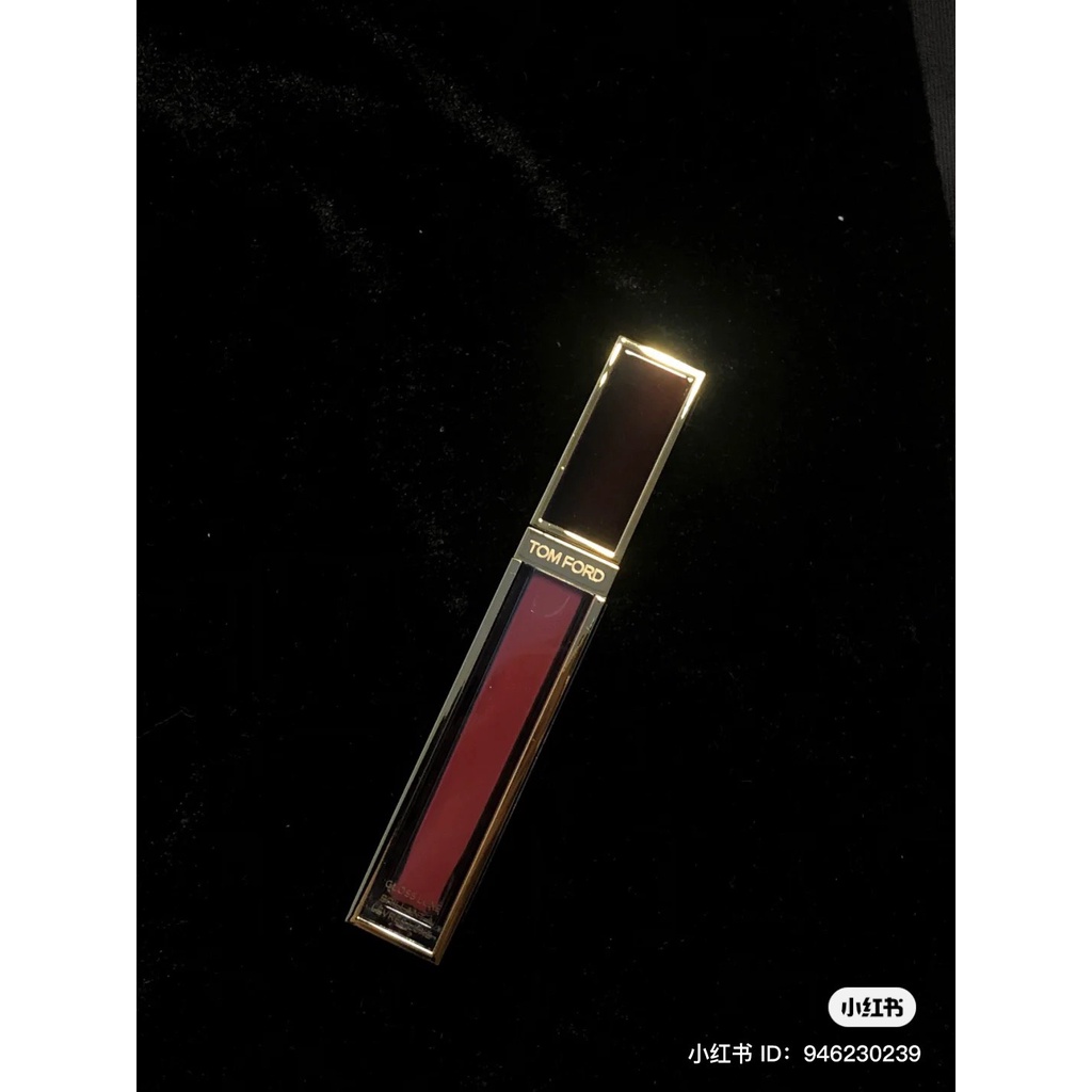 Son Tom Ford Gloss Luxe Lip #04Exquise, #20Phantome, #08 Inhibition