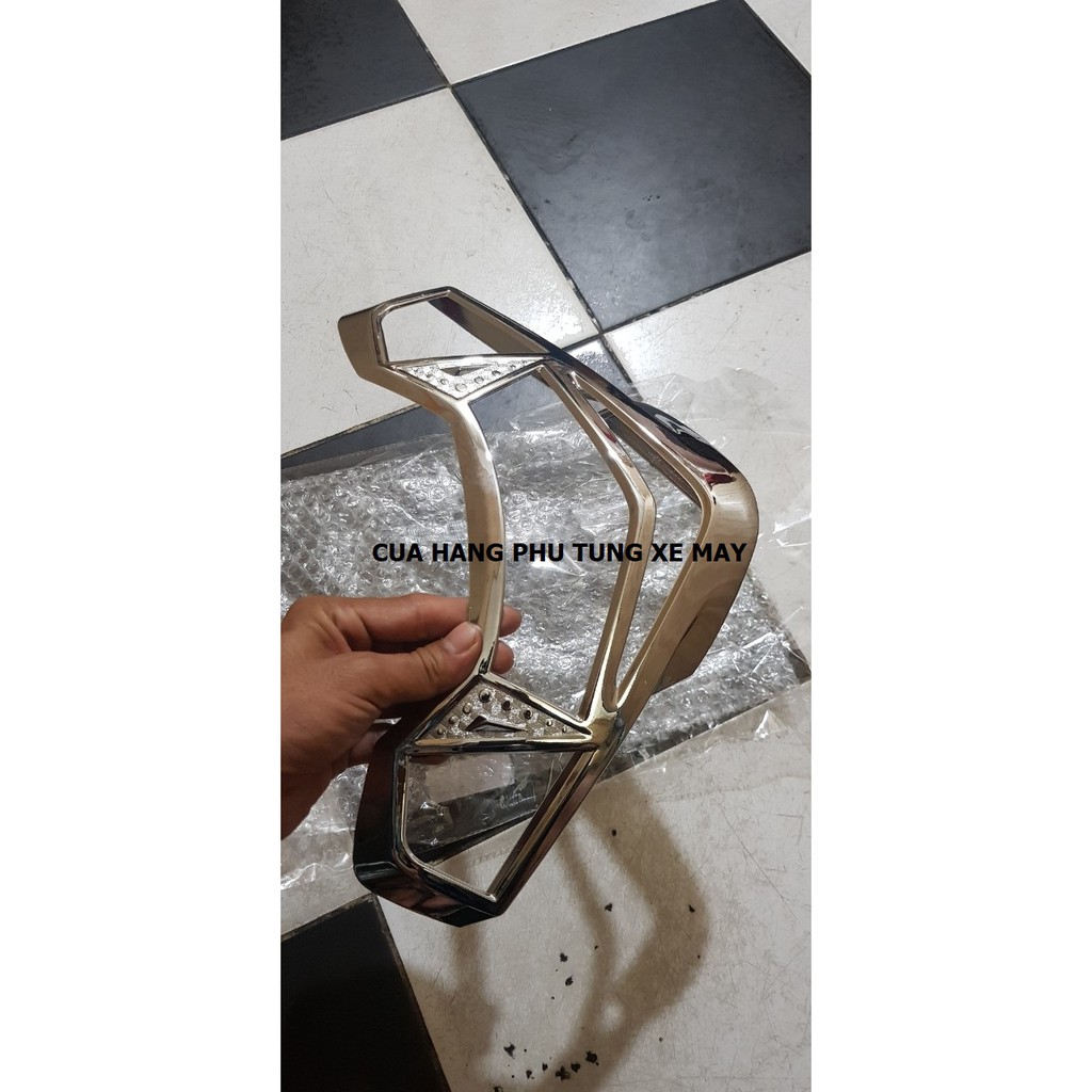 VIỀN ĐÈN LÁI VISION 2021 CROM