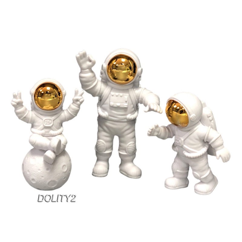 Modern Astronaut Figurines Spaceman Statue Handmade Shelf Collectible Decor